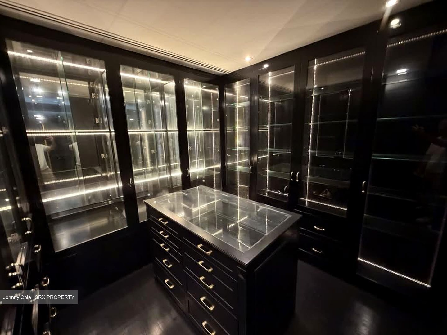 Saint Thomas Walk (D9), Apartment #557269931